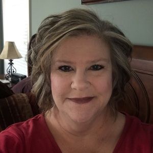 Meet your Posher, Vicki